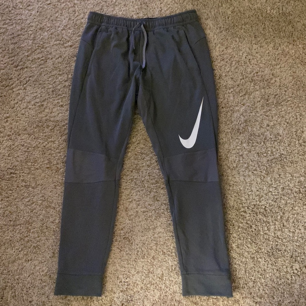 Nike Men’s Dri Fit Jogger Pants L